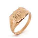 Early 20th C. 9ct rose gold signet