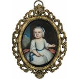 Englisch: um 1730/1740. Miniatur Portrait eines weiß gekleideten Kindes mit Korallen-"teether"</