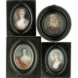 Europäisch: frühes 20. Jahrhundert. 4 Miniatur Portraits in schwarz gebeizten Holzrahmen Frauen