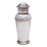 A George V silver cocktail shaker, maker Goldsmiths and Silversmiths Co Ltd, London,
