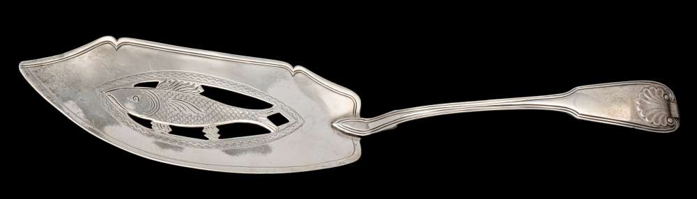 A William IV Fiddle Thread and Shell pattern silver fish slice, maker Samuel Neville, Dublin,