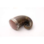 A 19th century white metal and agate mounted snuff mull: 7cm long