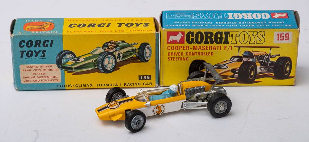 Corgi 159 Cooper-Maserati F1 racing car: yellow and white with driver control steering and cast