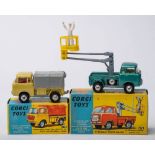 Corgi 478 Forward Control Jeep FC-150 with Hydraulic tower: metallic green with lemon interior,