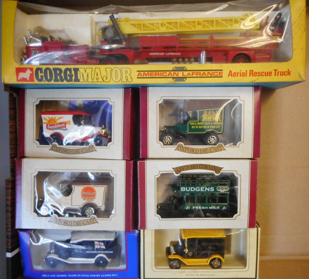 Corgi Major and others: No 1143 American La France Ariel Rescue Truck,