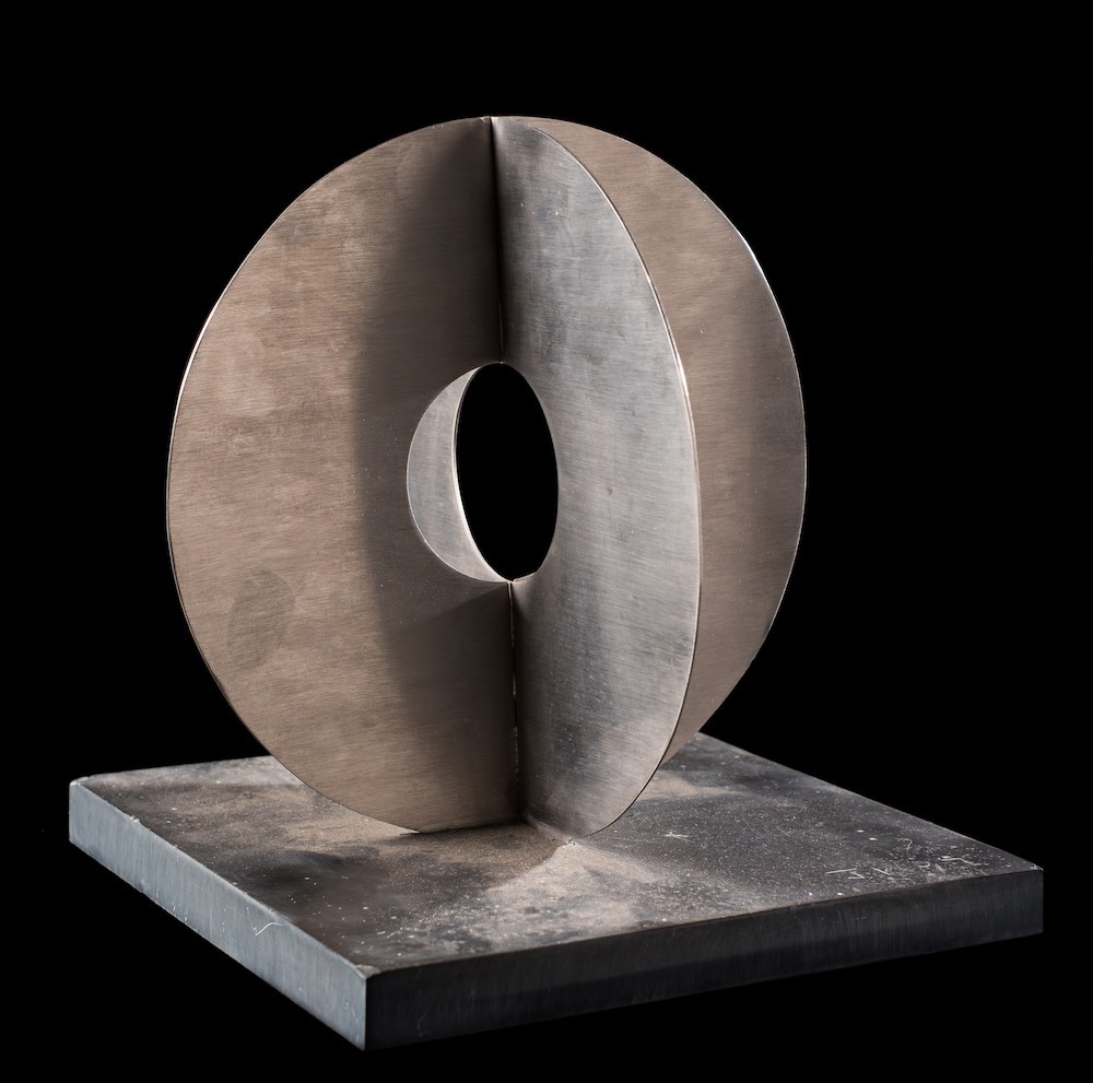 * Justin Knowles [1935-2004]- Simulation Two Circular Forms.