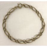A 9ct gold decorative chain link bracelet.