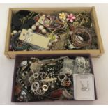 2 trays of modern and vintage costume jewellery, some in original packaging.