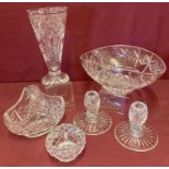 6 pieces of crystal glassware to include Stuart Crystal.