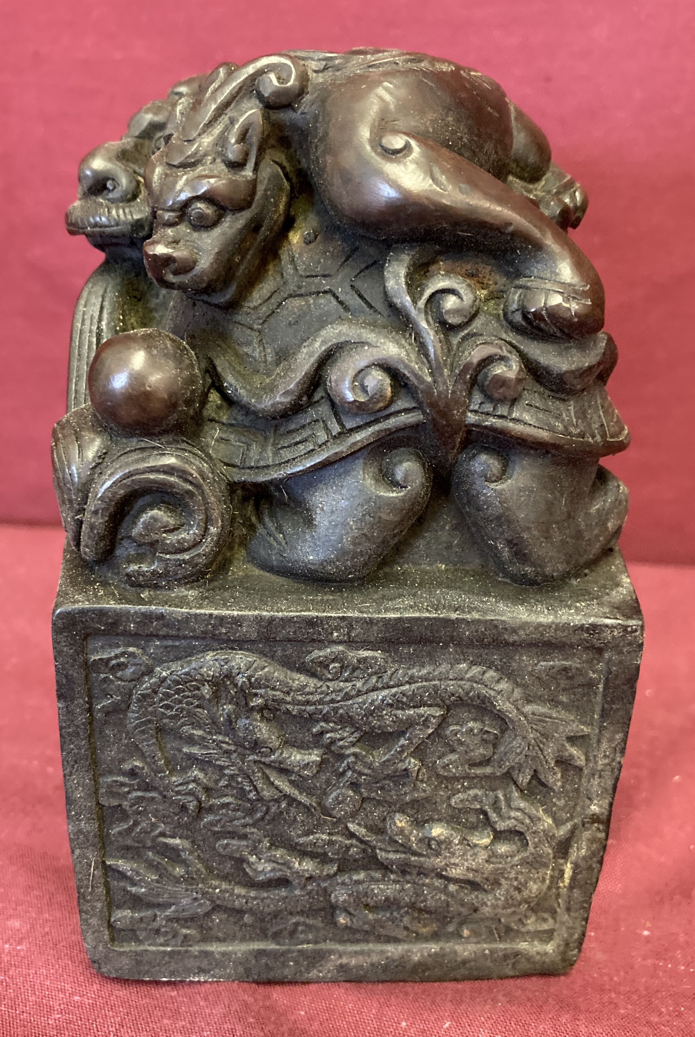 A large square shaped hollow bronze seal featuring a dragon turtle. - Image 2 of 5