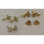4 pairs of stud style 9ct gold earrings.
