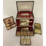 A quantity of boxed vintage cutlery sets, to include fish cutlery, tea spoons and knives.