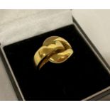 A 925 silver gilt knot design ring by Agatha.