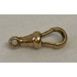 A vintage 15ct rose gold albert clasp. Marked 15ct.