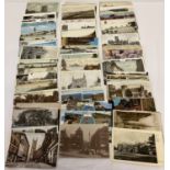 A quantity of approx. 110 assorted vintage British topographical postcards.