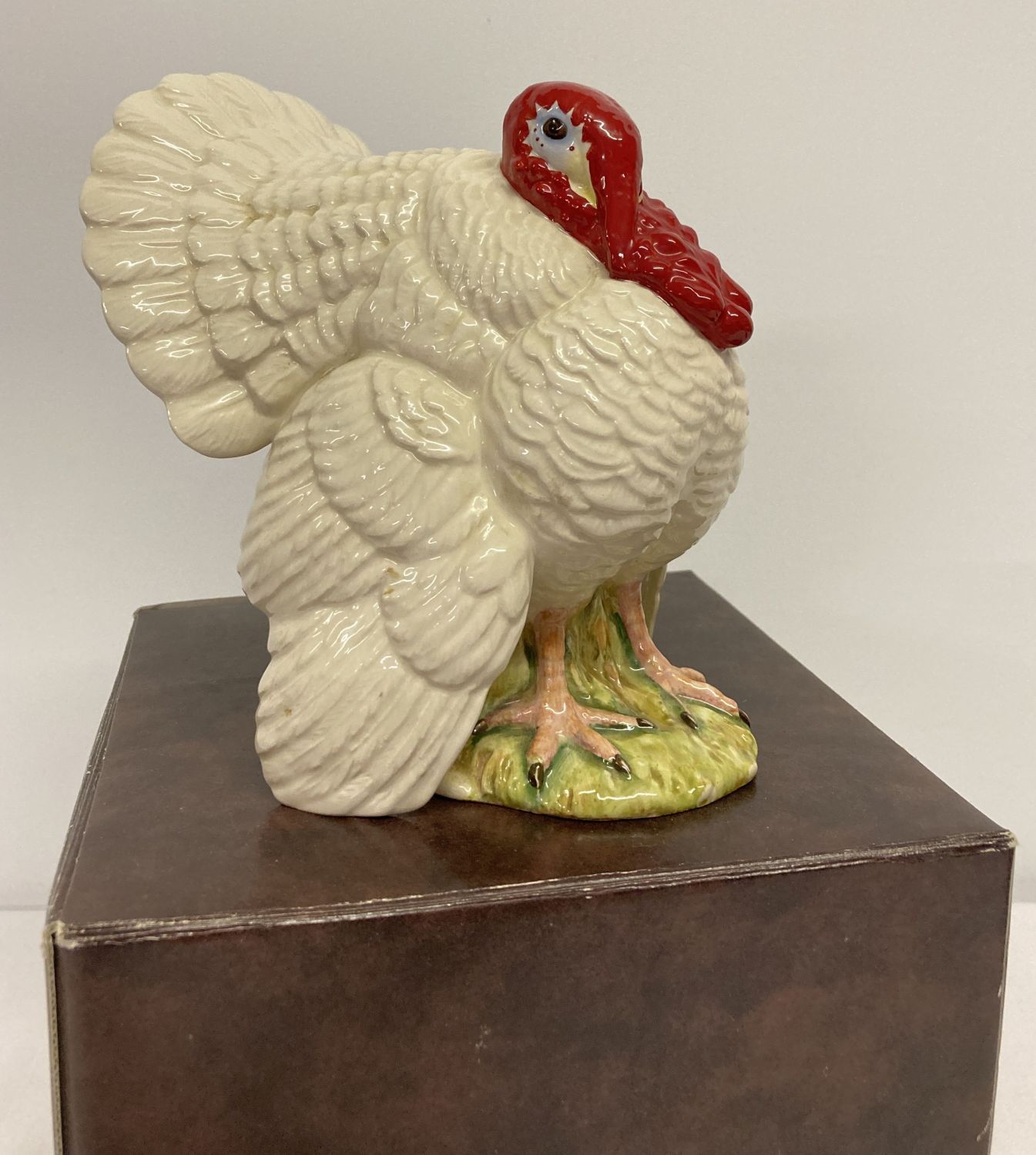 Limited Edition Royal Doulton "The Turkey" D6889, 1990 (chip to back of tail).
