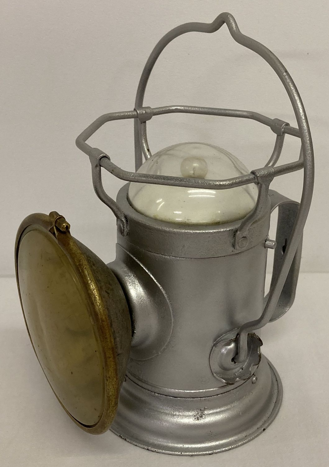 A vintage Mariol Powerlite Lantern by the Mariol Electric Company, Indiana, America.