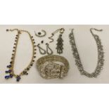 A collection of vintage diamante jewellery to include a buckle bracelet.