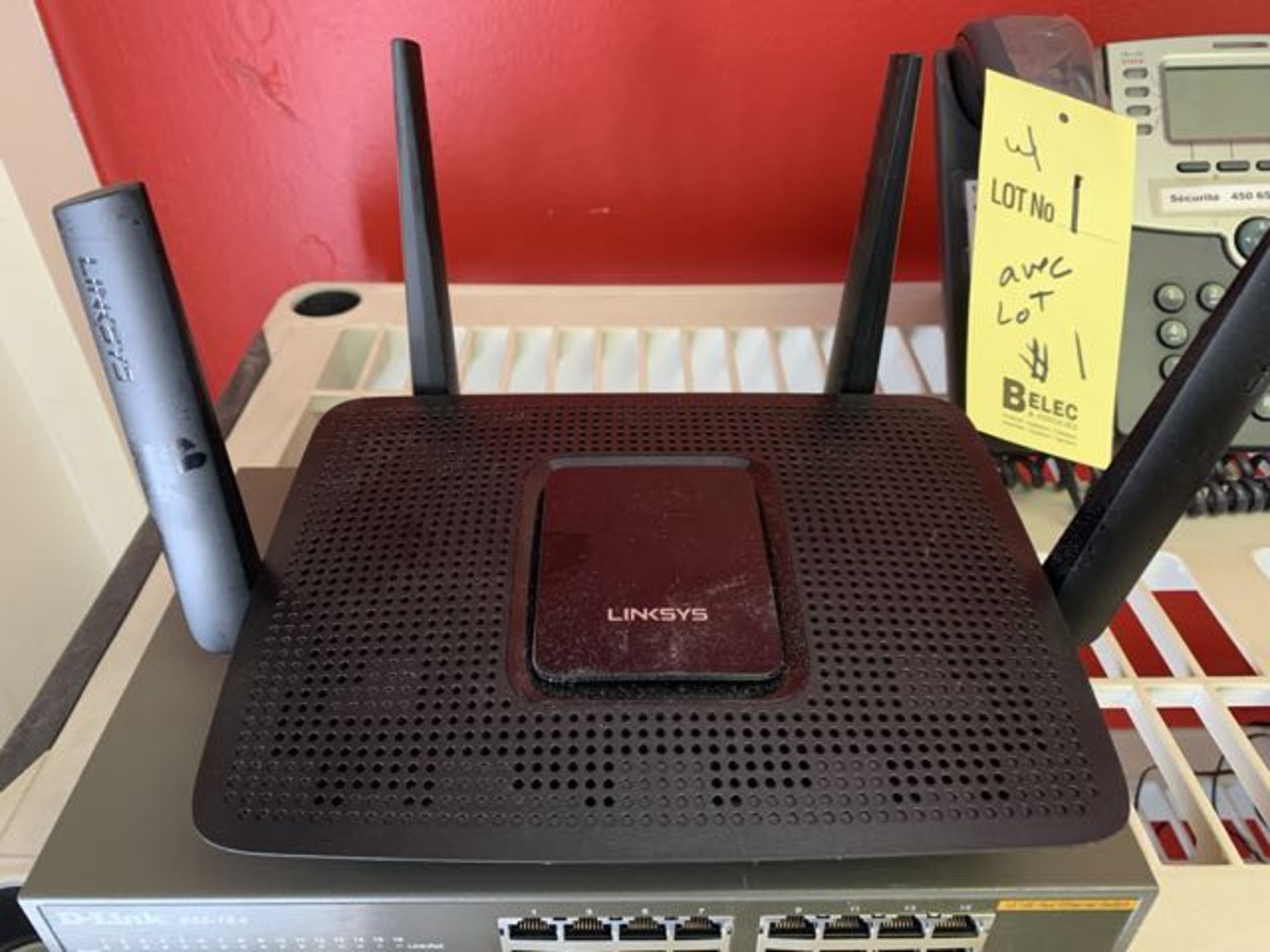 Lot de Dlink #Dss-16 et Linksys