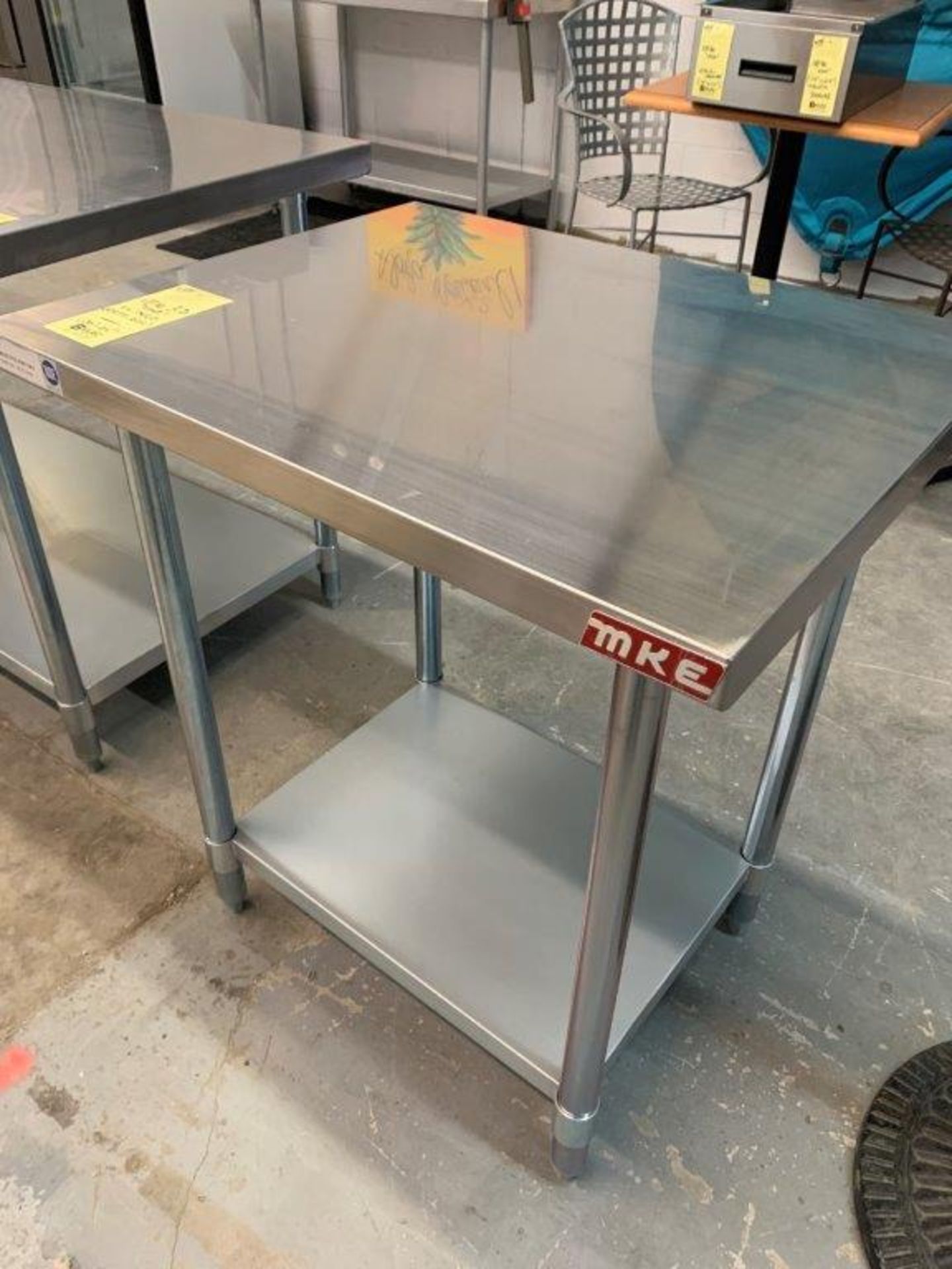 Table de travail acier inox MKE - NEUVE # ECTC 3024 - 30 x 24"