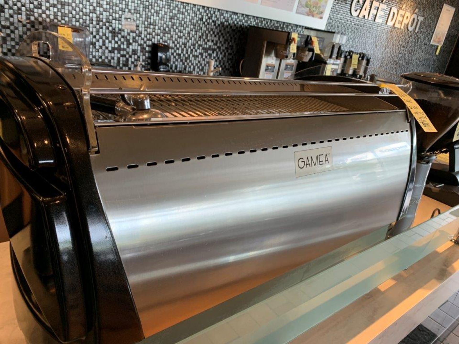 Superbe Machine CAPPUCCINO GAMEA # IR3GE - 3 tetes - Image 4 of 5