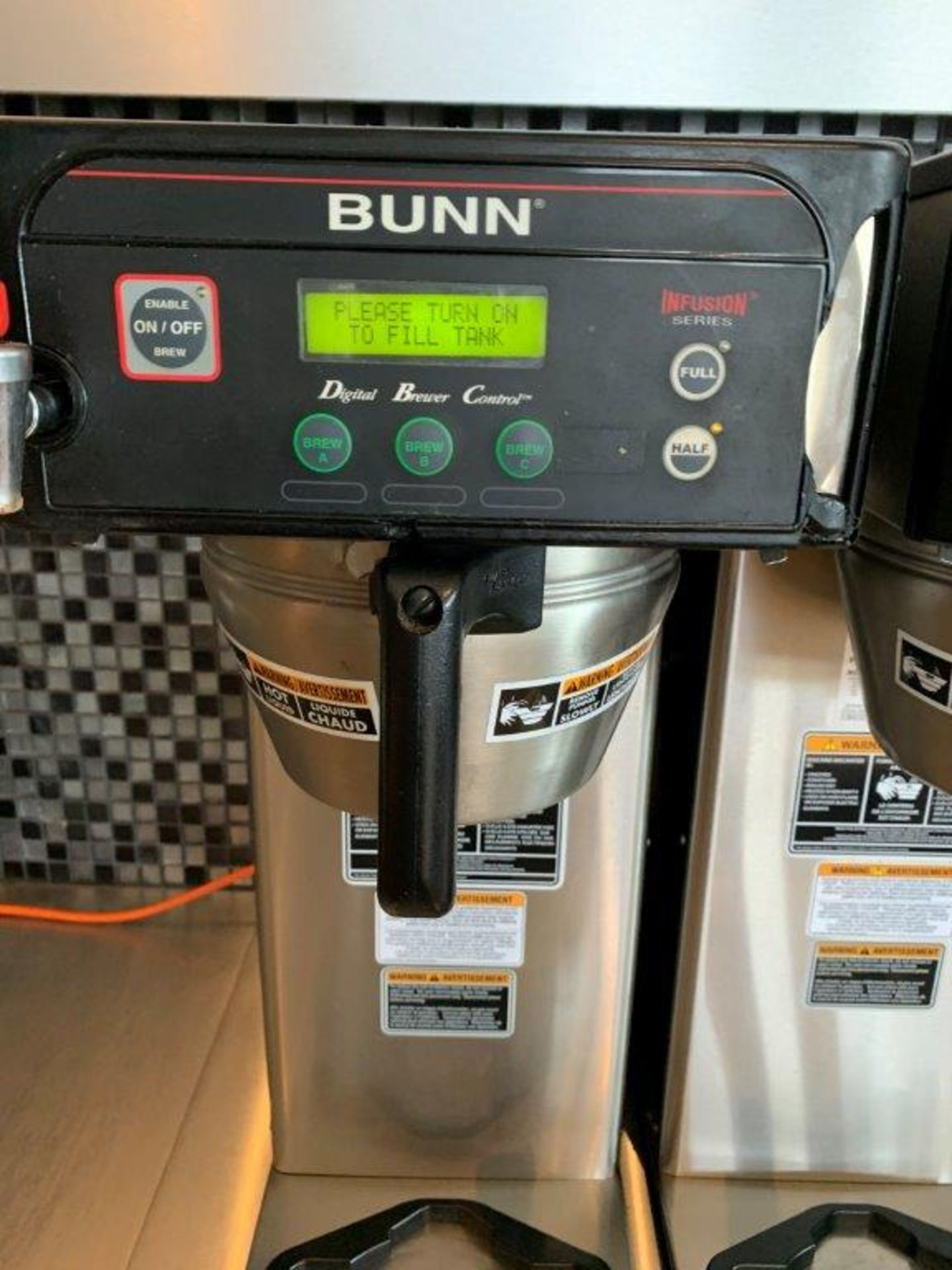 Machine à café commerciale station BUNN# INFUSION - Image 2 of 2