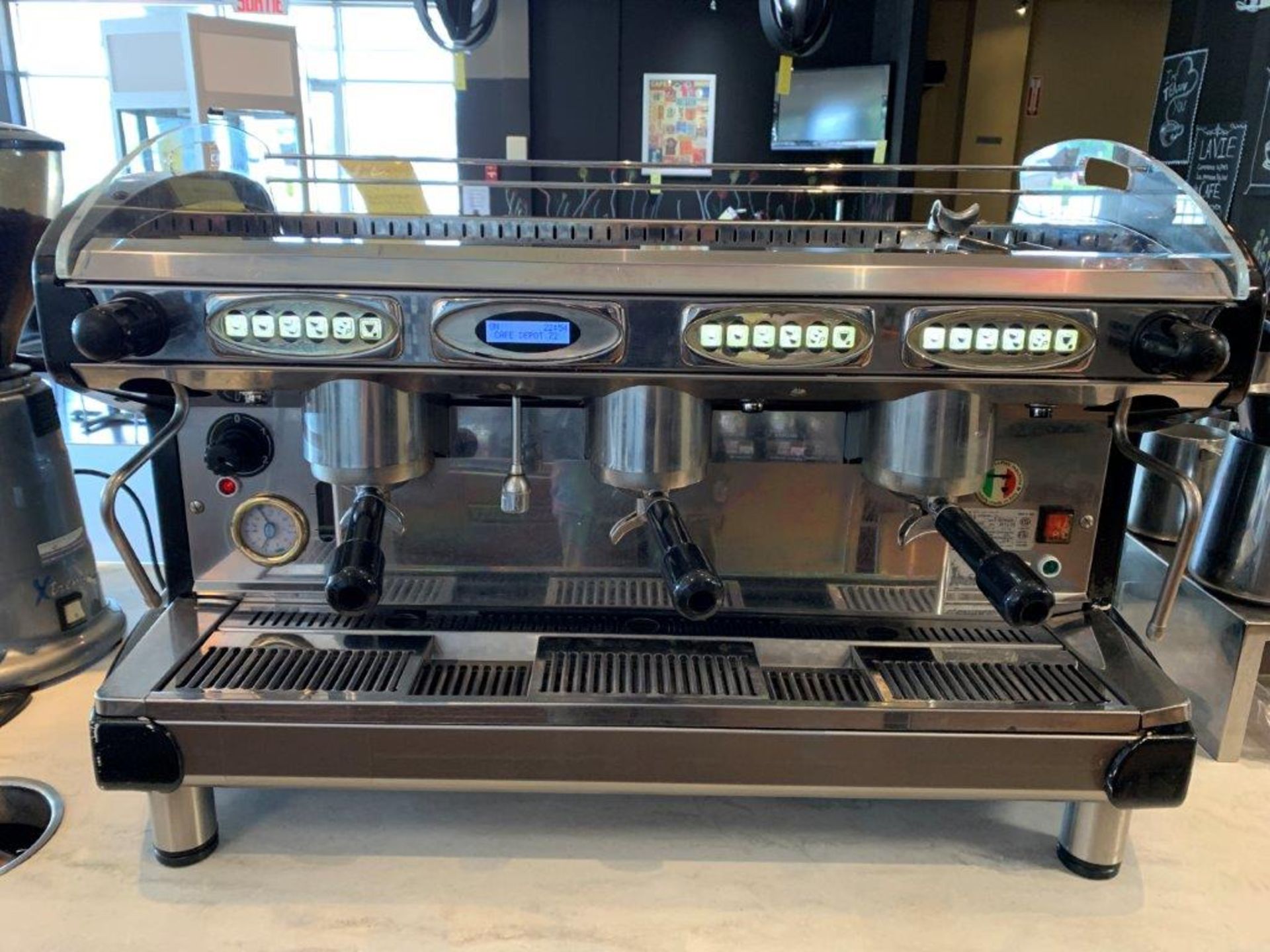 Superbe Machine CAPPUCCINO GAMEA # IR3GE - 3 tetes