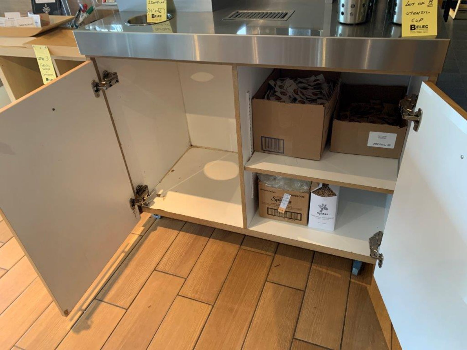 Comptoir de service 24 x 42" 2 portes -dessus acier inox + - Image 3 of 3