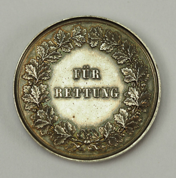 Baden: Silberne Rettungsmedaille, Friedrich I., 1. Modell (1868-1881). - Image 2 of 3