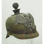 Preussen: Feldgraue Ersatz-Pickelhaube aus Filz, für Mannschaften der Artillerie.<