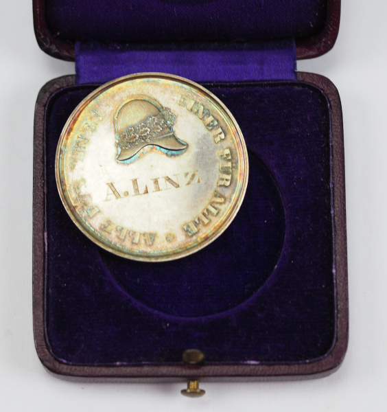 Baden: Stadtfeuerwehr Baden, Medaille für 25 Dienstjahre, im Etui.< - Image 2 of 3