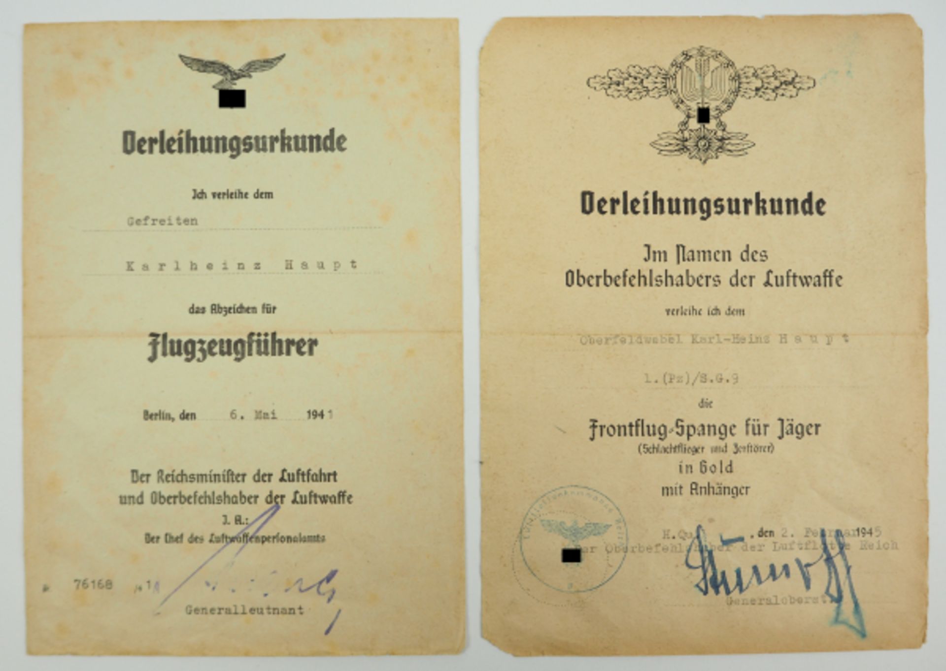 Urkundenpaar eines Oberfeldwebel und Flugzeugführer der 1.(Pz.)/ Schlacht-Geschwader 9.<