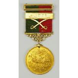 Türkei: Imtiyaz-Medaille, in Gold, mit Säbel- und Datumsspange des Doulat Aouweit.<b