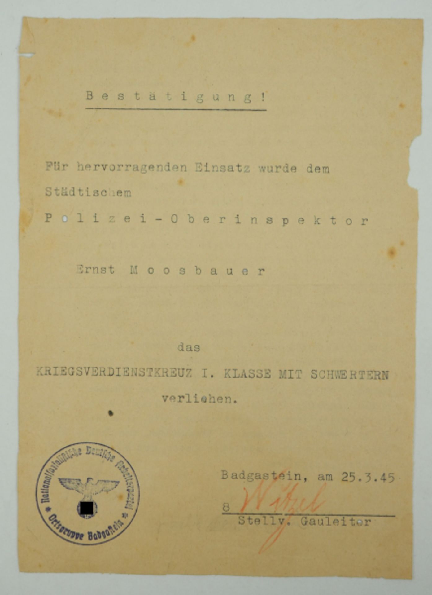 Kriegsverdienstkreuz, 1. Klasse mit Schwertern Urkunde für einen Polizei-Oberinspektor - Witzel.