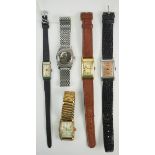 Lot von 5 Damen Armbanduhren.