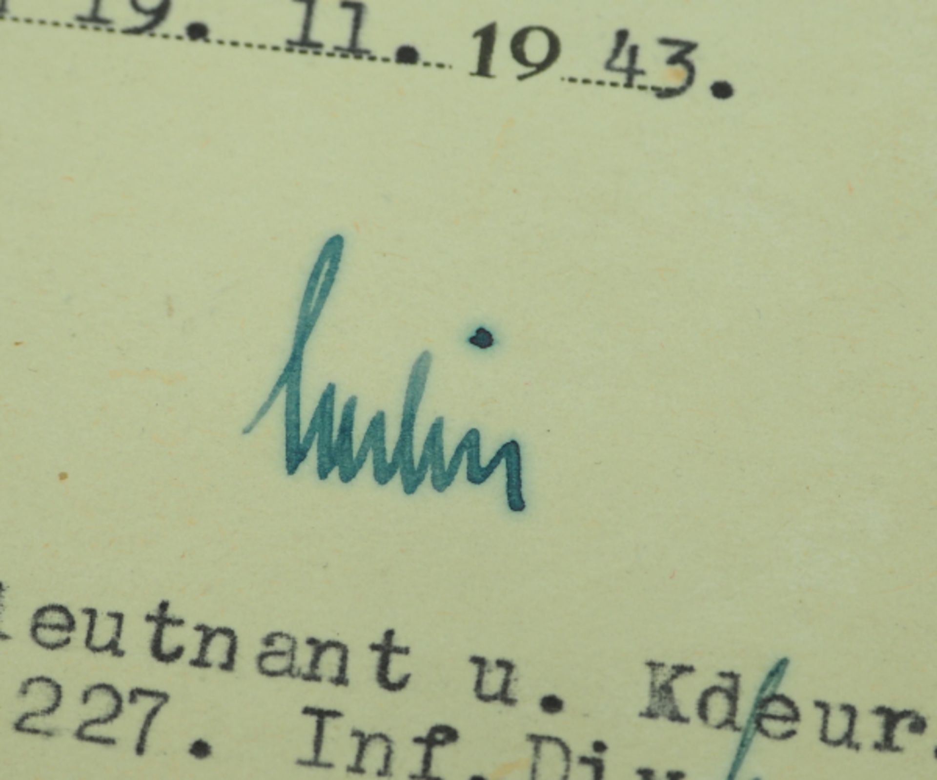 Eisernes Kreuz, 1939, 1. Klasse Urkunde für einen Obergefreiten der 5./ Gren.Regt. 412 - Wilhelm - Image 2 of 2
