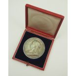 Großbritannien: Medallie auf das 60jährige Krönungsjubiläum von Königin Victoria, in Silber, im