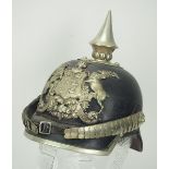 Württemberg: Pickelhaube für Steueraufseher und Grenzwachen.Schwarzer Lederkorpus, silberne