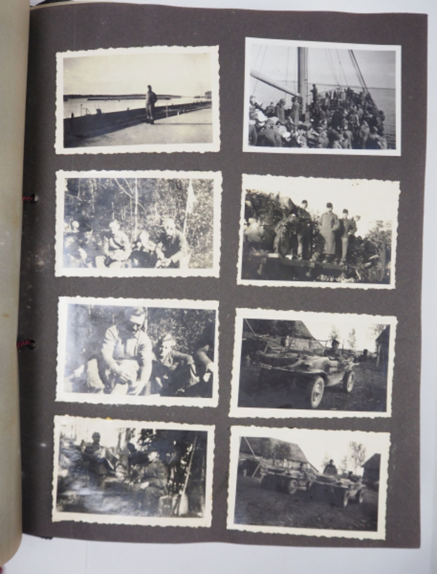 Fotoalbum eines Angehörigen der Panzer-Ersatz-Abteilung 25 Böblingen.Schwarzer Einband mit - Image 9 of 10