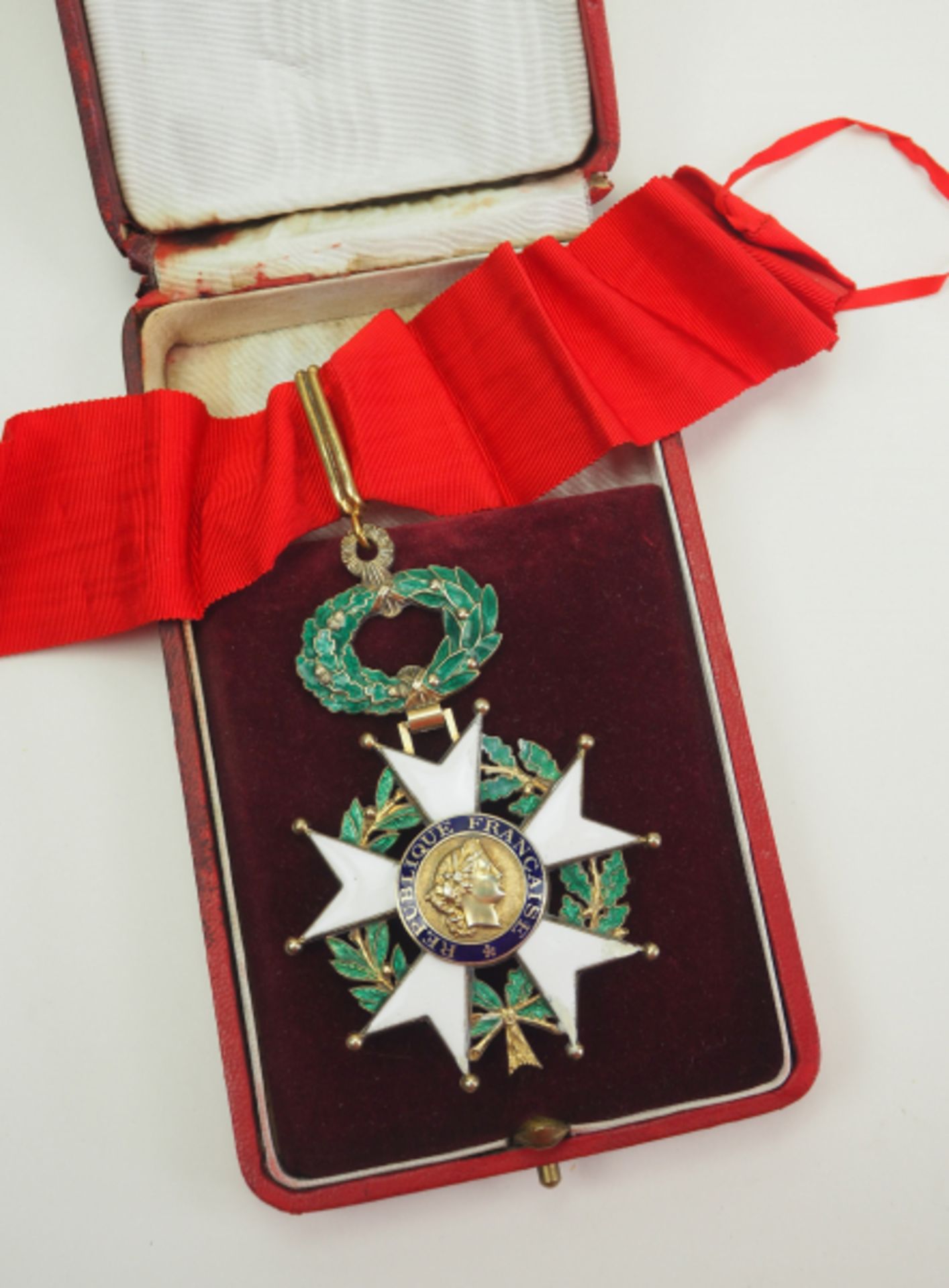 Frankreich: Orden der Ehrenlegion, 11. Modell (seit 1962), Komturkreuz, im Etui.Silber vergoldet,