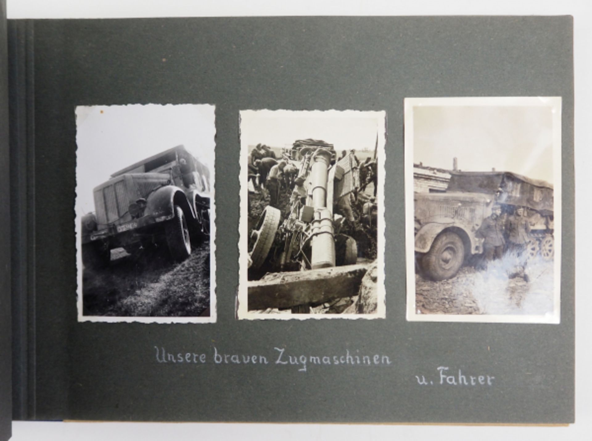 Wehrmacht: Fotoalbum eines Angehörigen der s.s.Artillerie-Abteilung 607.Kartonageeinband, 74 - Image 7 of 8