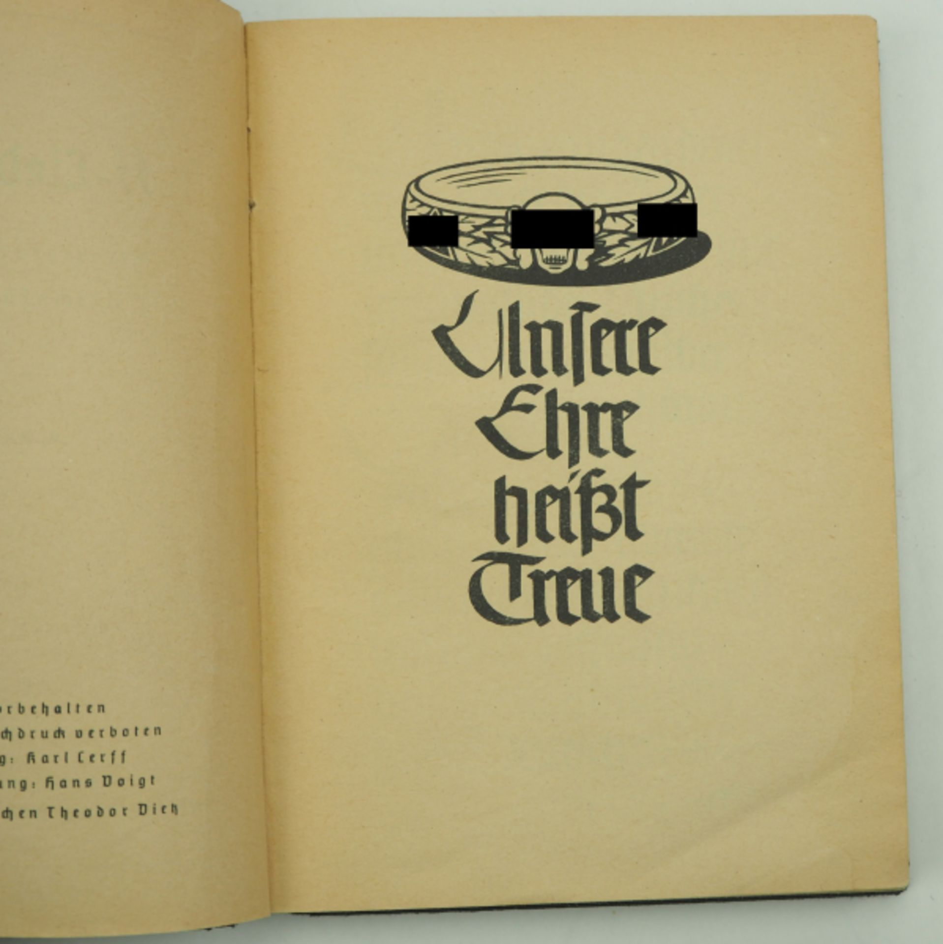 SS-Liederbuch.Zentralverlag der NSDAP, München, o.J. 9. Auflage, geprägter Einband, Bindung mit - Bild 3 aus 4