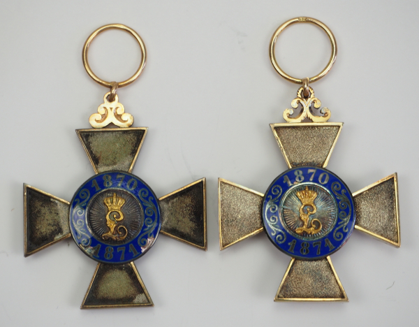 Bayern: Verdienstkreuz für die Jahre 1870/71 - 2 Exemplare.Je Silber, Gold, teilweise emailliert, - Image 3 of 3