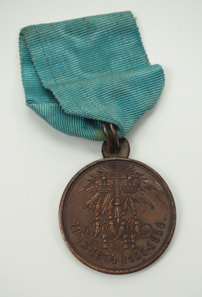 Russland: Medaille auf den Krim-Krieg 1853, 1854, 1855 und 1856.Bronze, am Bande.Zustand: II