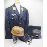 3. Reich: Lot Uniformierung.1.) Luftwaffe: Uniformjacke und Hose eines Hauptmanns des fliegenden