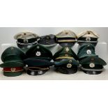 BRD: Sammlung Polizei Kopfbedeckungen.Diverse, u.a. auch angrenzendes Ausland.Zustand: II