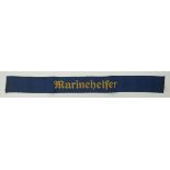 Kriegsmarine: Marinehelfer Ärmelband.Maschinengewebt, blau mit gelber Schrift.Zustand: II