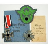 Nachlass eines Schutzpolizisten.1.) Eisernes Kreuz, 1939, 2. Klasse, in Verleihungstüte, 2.)