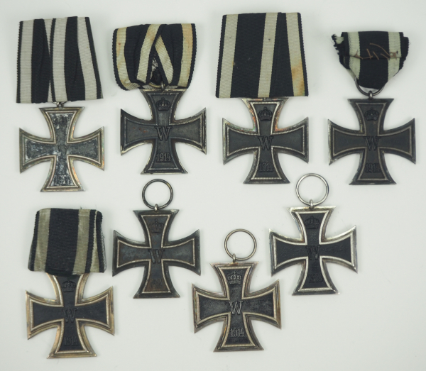 Preussen: Eisernes Kreuz, 1914, 2. Klasse - 8 Exemplare.Diverse Hersteller, teils an
