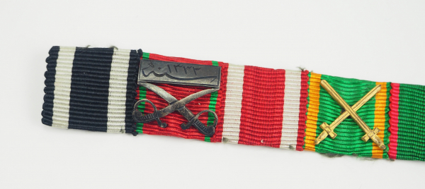Baden: 9-teilige Feldschnalle eines Offiziers der Palästina-Front.1.) Preussen: Eisernes Kreuz, - Image 2 of 3